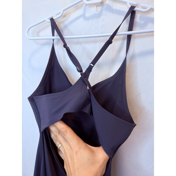 Lululemon Sz 6 Adjustable Criss‑Cross Back Unlined Built‑In Bra‎ Tank In Purple - Picture 2 of 4